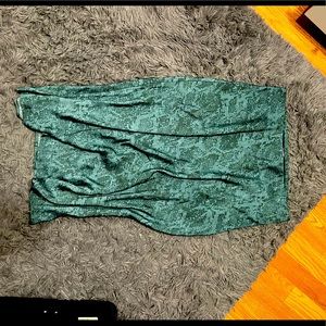Green skirt new